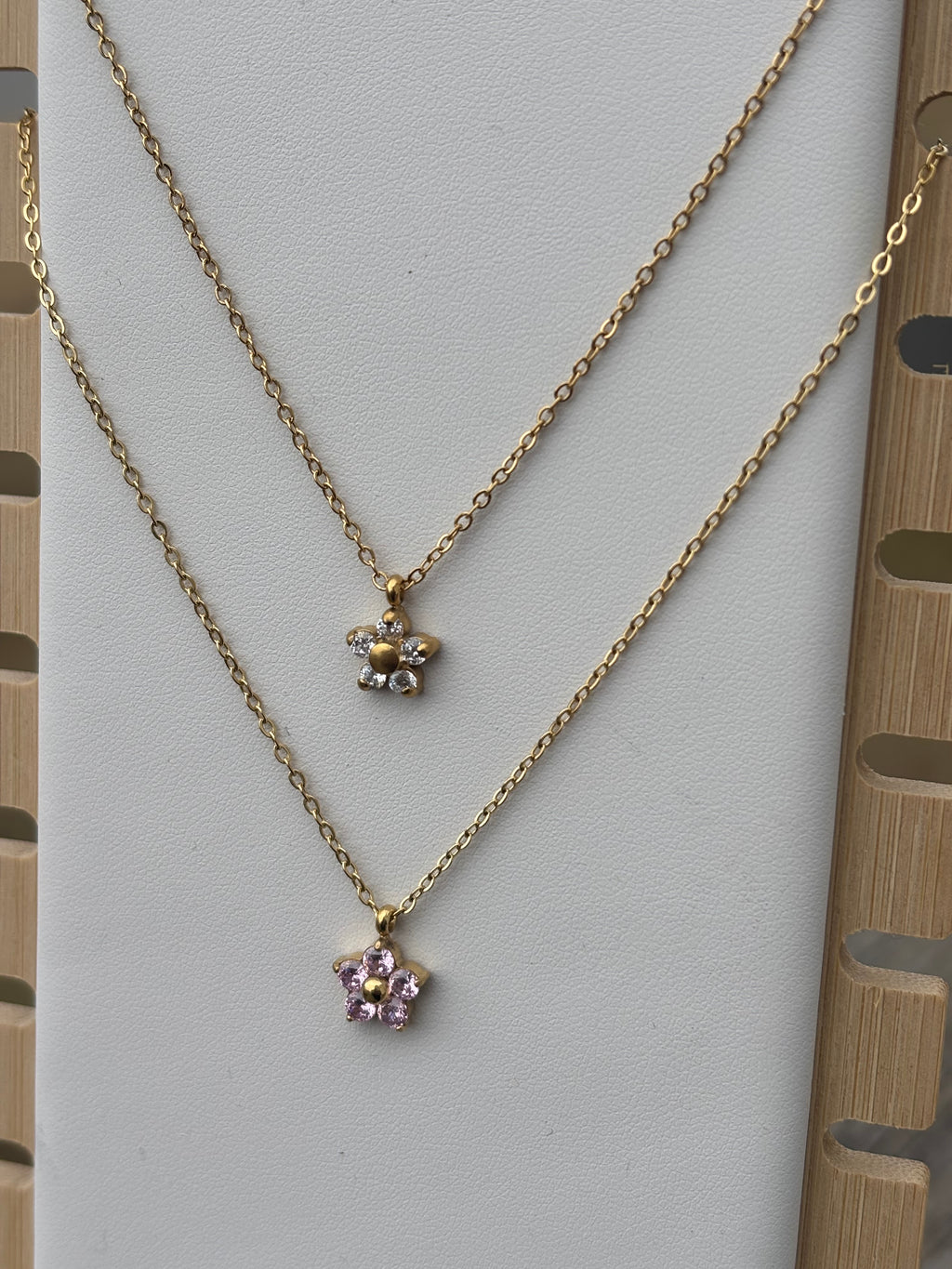 flower zircon necklace